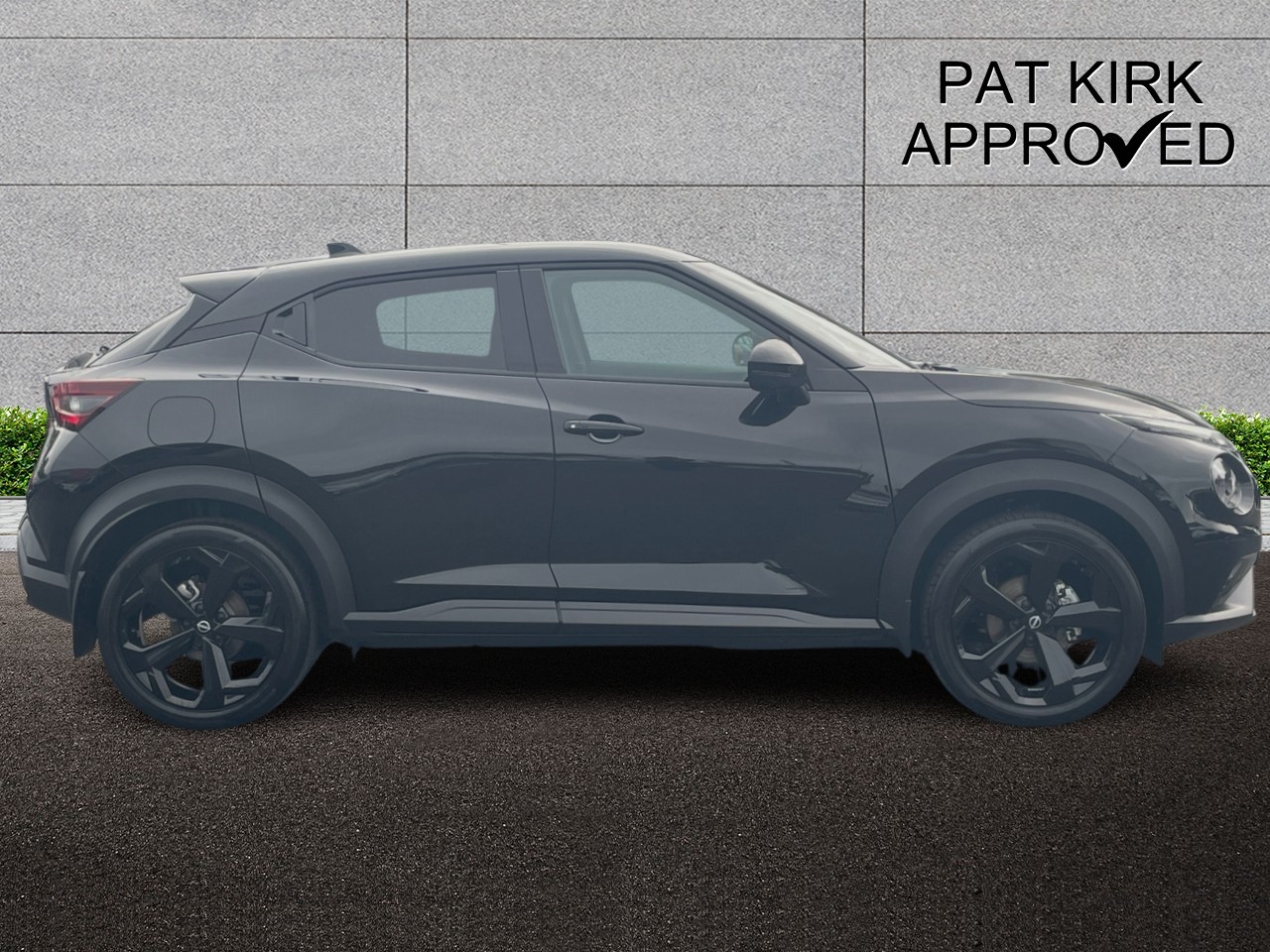 2026 Nissan Juke 1.6 Hybrid Tekna 5dr Auto - vehicle photo 3 for sale on PureCar