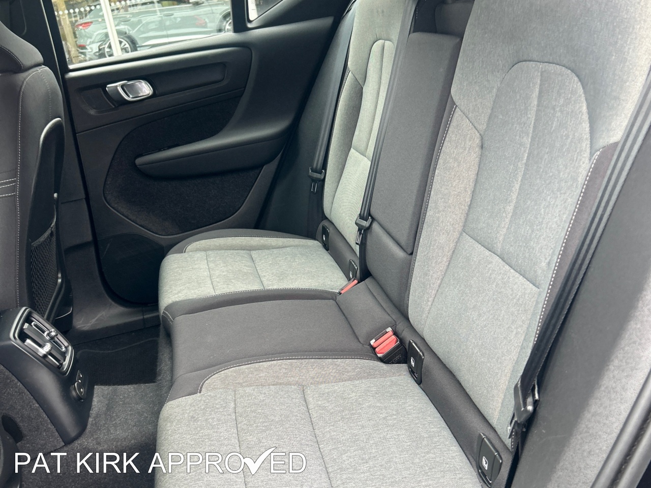 2023 Volvo XC40 1.5 T4 Recharge PHEV Plus Dark 5dr Auto - vehicle photo 22 for sale on PureCar