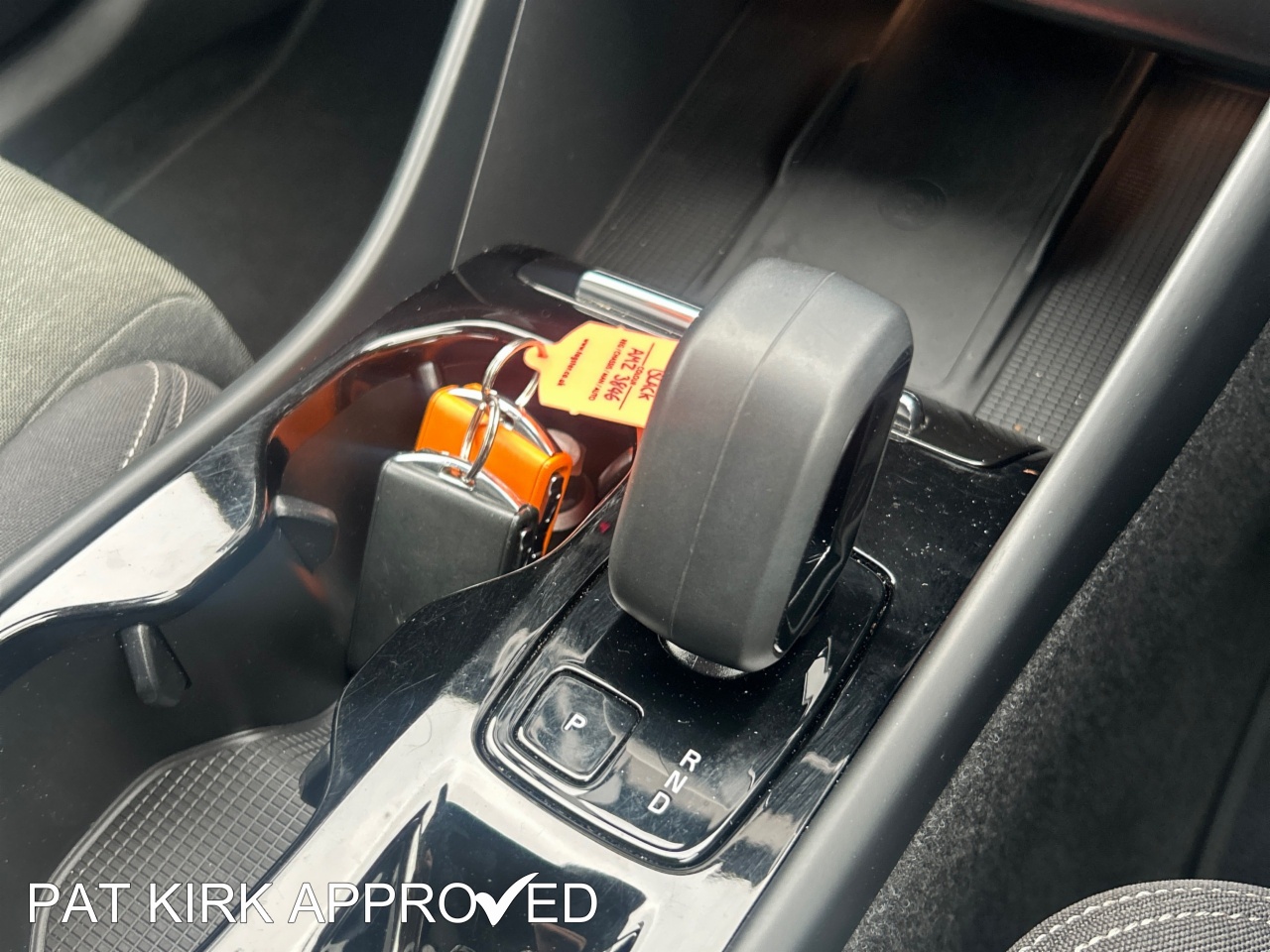 2023 Volvo XC40 1.5 T4 Recharge PHEV Plus Dark 5dr Auto - vehicle photo 40 for sale on PureCar