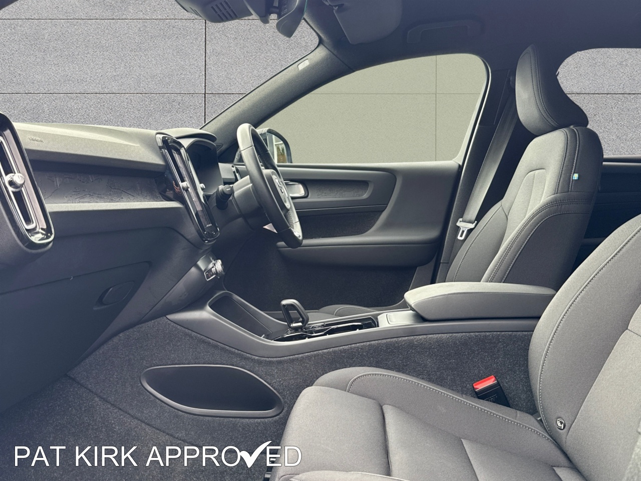 2023 Volvo XC40 170kW Recharge Plus 69kWh 5dr Auto - vehicle photo 13 for sale on PureCar