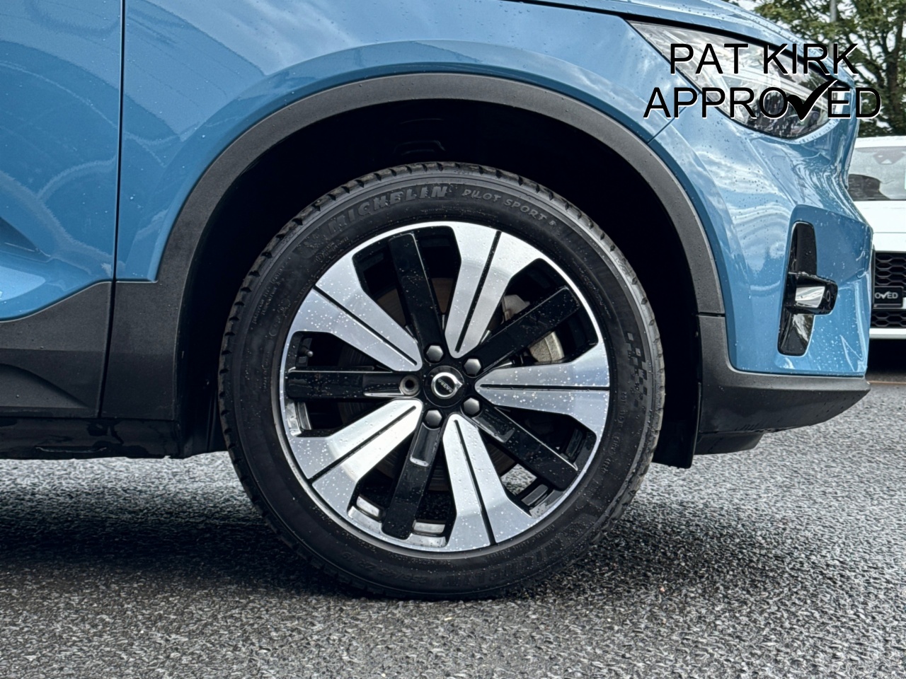 2023 Volvo XC40 170kW Recharge Plus 69kWh 5dr Auto - vehicle photo 9 for sale on PureCar