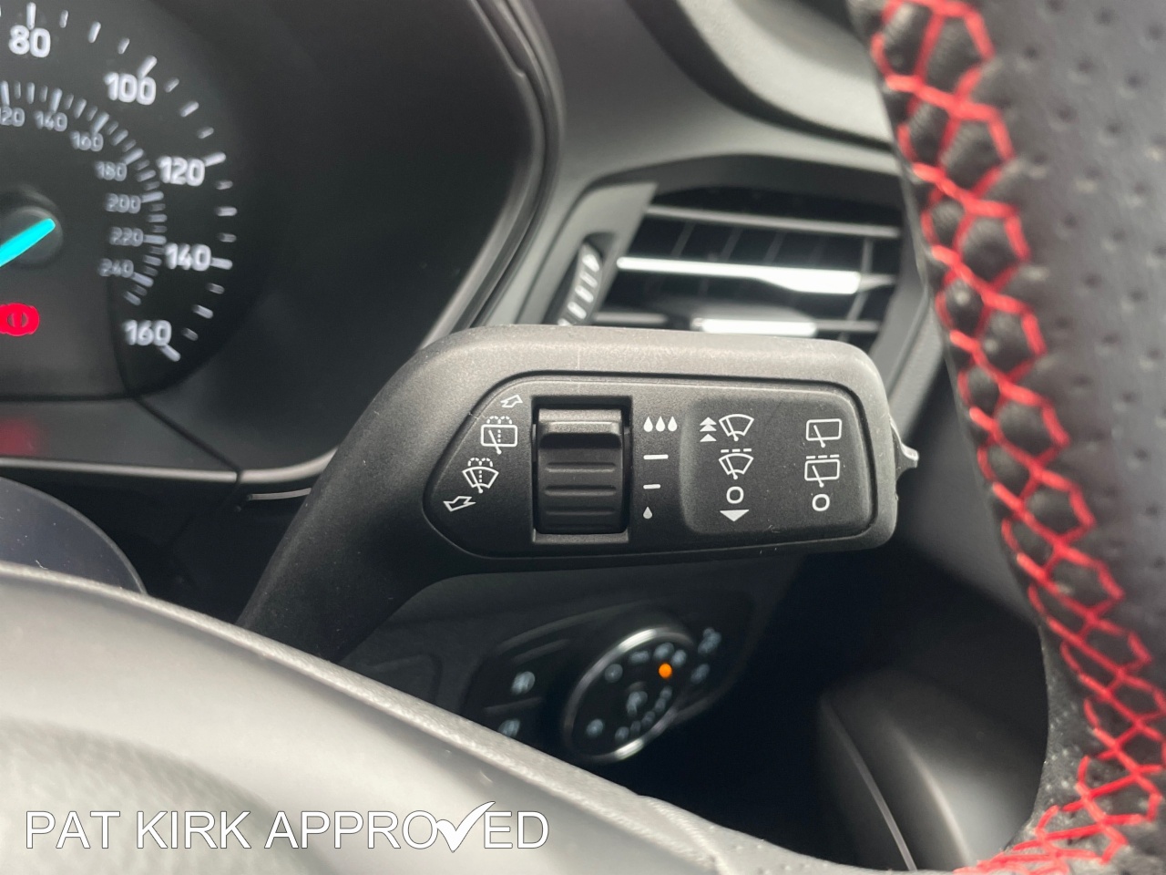 2024 Ford Focus 1.0 EcoBoost Hybrid mHEV ST-Line 5dr - vehicle photo 36 for sale on PureCar