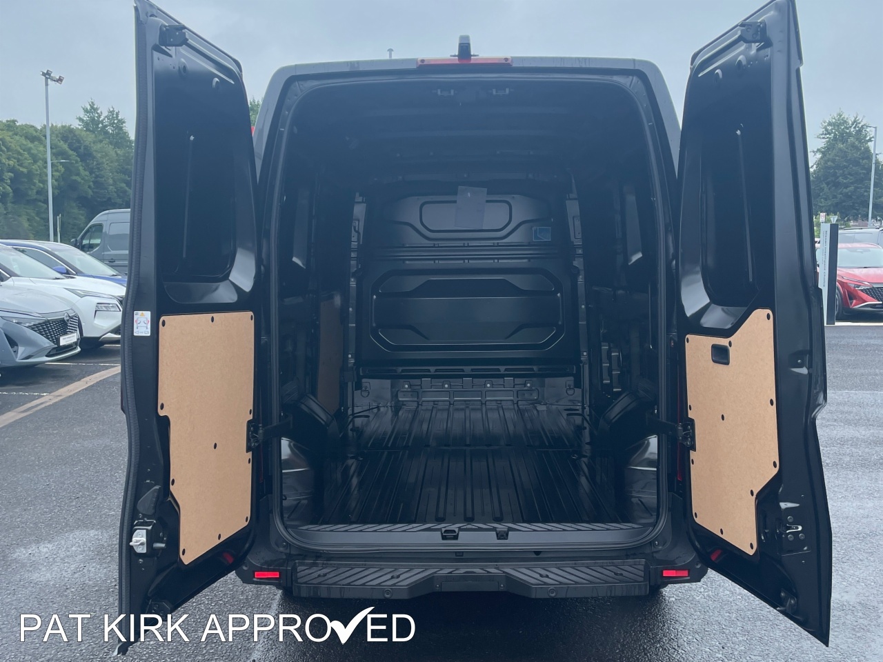 2026 Nissan Interstar 2.0 dci 150ps H2 Tekna Van - vehicle photo 19 for sale on PureCar