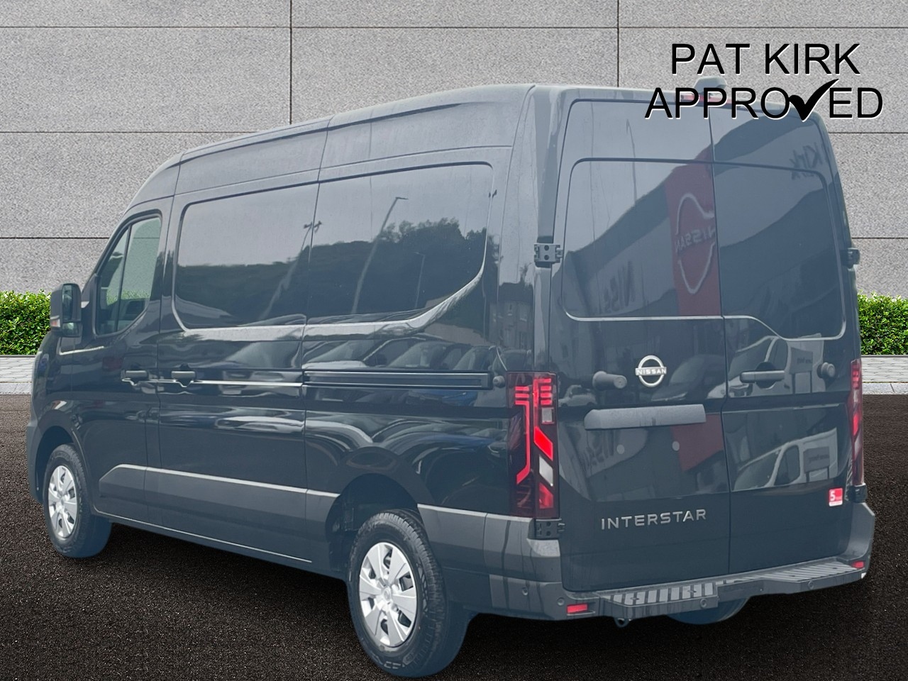 2026 Nissan Interstar 2.0 dci 150ps H2 Tekna Van - vehicle photo 2 for sale on PureCar