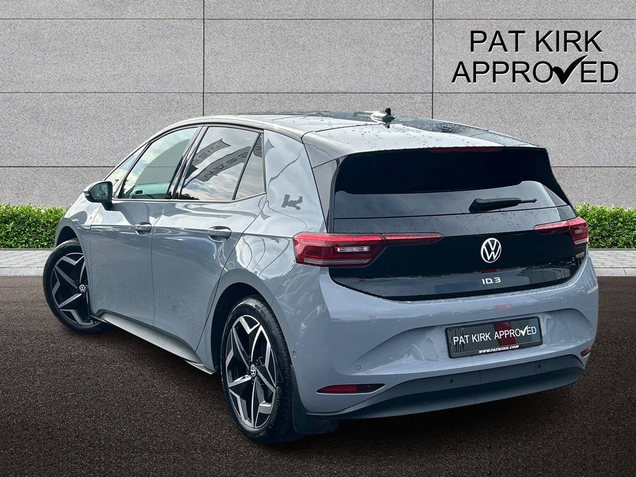 2022 Volkswagen Id.3 150kW Family Pro Performance 58kWh 5dr Auto - vehicle photo 4 for sale on PureCar