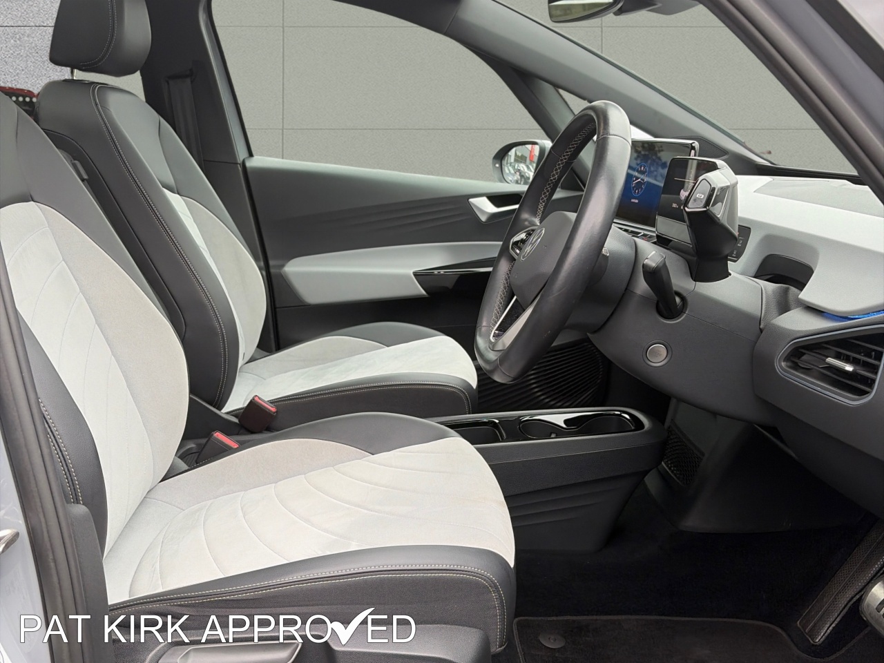 2022 Volkswagen Id.3 150kW Family Pro Performance 58kWh 5dr Auto - vehicle photo 8 for sale on PureCar