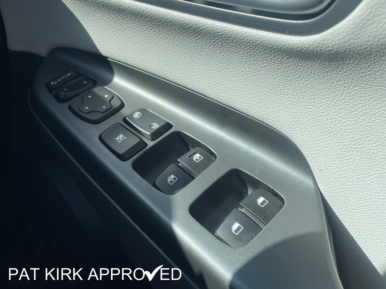 2023 Hyundai Kona 150kW Ultimate 64kWh 5dr Auto - vehicle photo 22 for sale on PureCar
