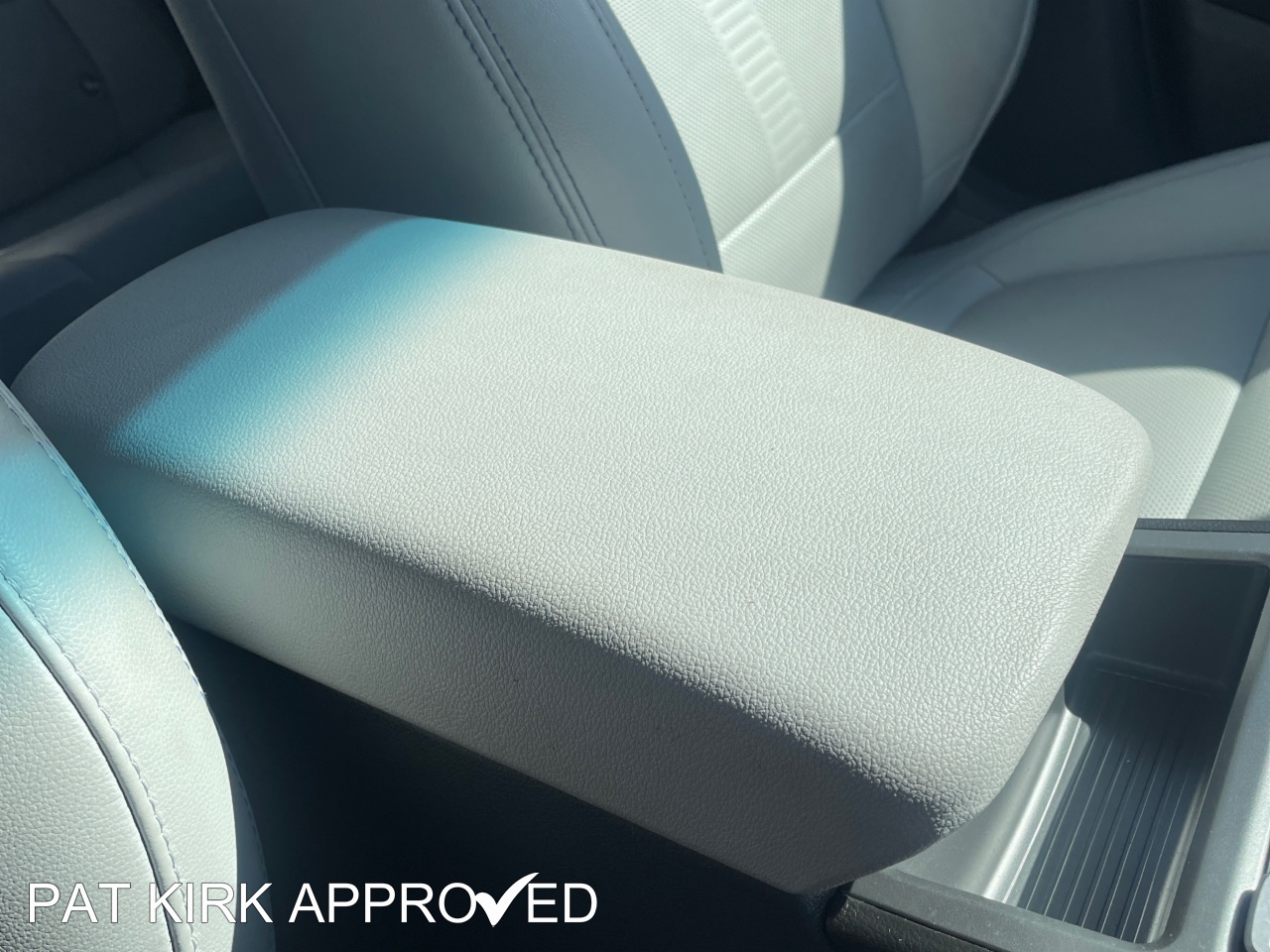 2023 Hyundai Kona 150kW Ultimate 64kWh 5dr Auto - vehicle photo 42 for sale on PureCar