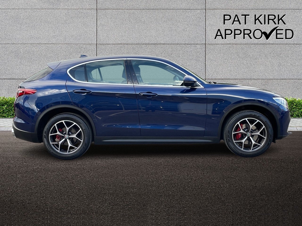2019 Alfa Romeo Stelvio 2.2 D 210 Speciale 5dr Auto - vehicle photo 3 for sale on PureCar
