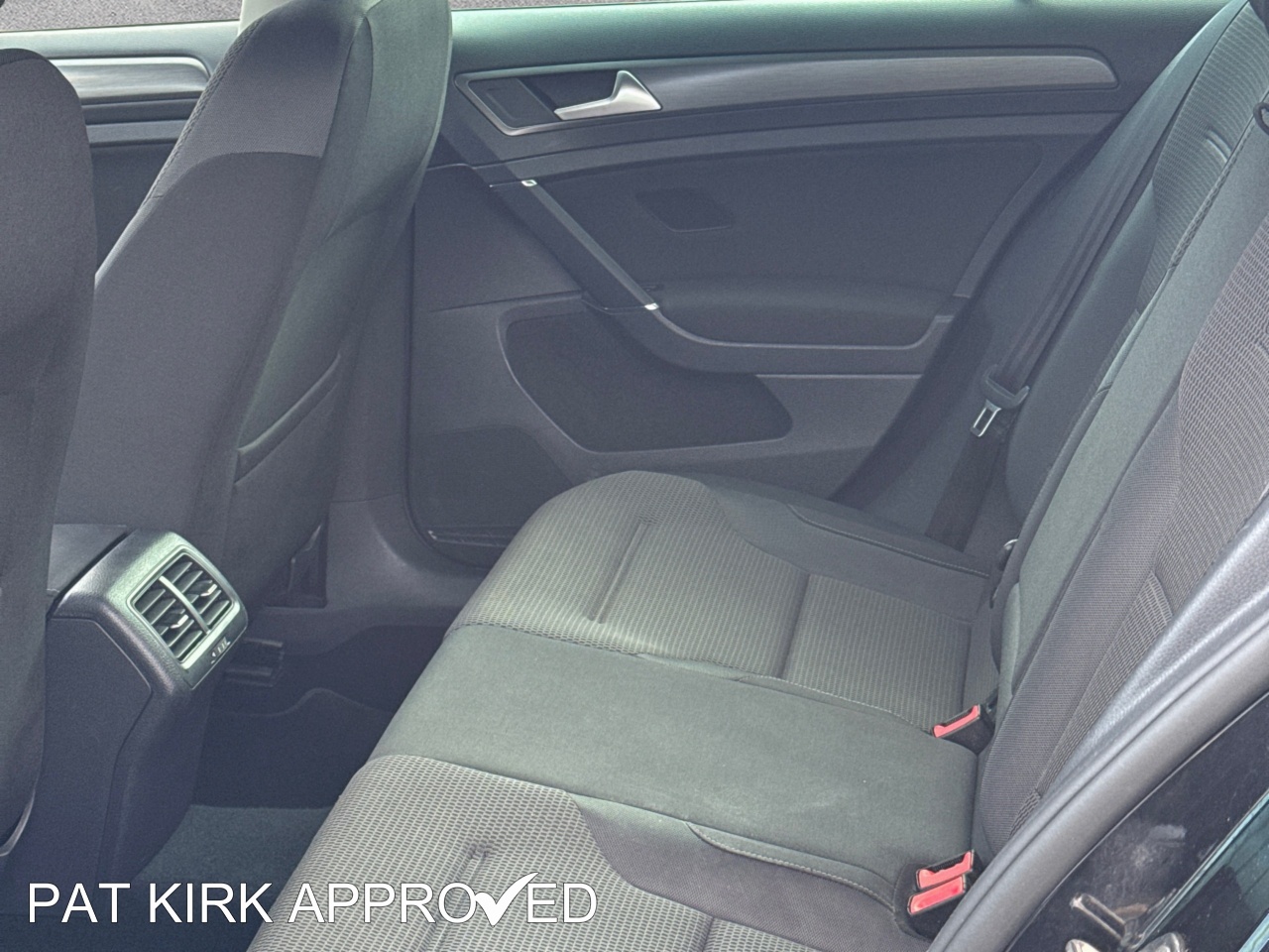 2019 Volkswagen Golf 1.6 TDI Match 5dr - vehicle photo 11 for sale on PureCar
