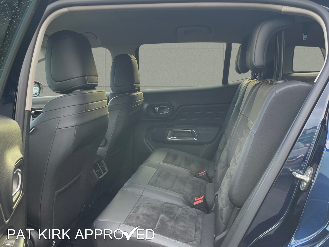 2025 Citroen C5 Aircross 1.5D Max Edition 5dr Auto - vehicle photo 10 for sale on PureCar