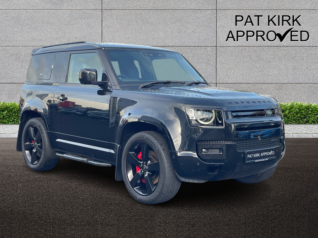 Land Rover Defender 2022