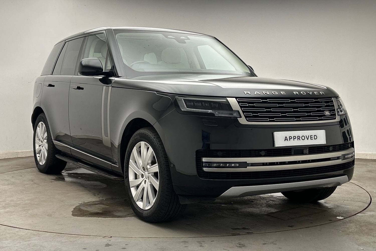 Land Rover Range Rover listing photo