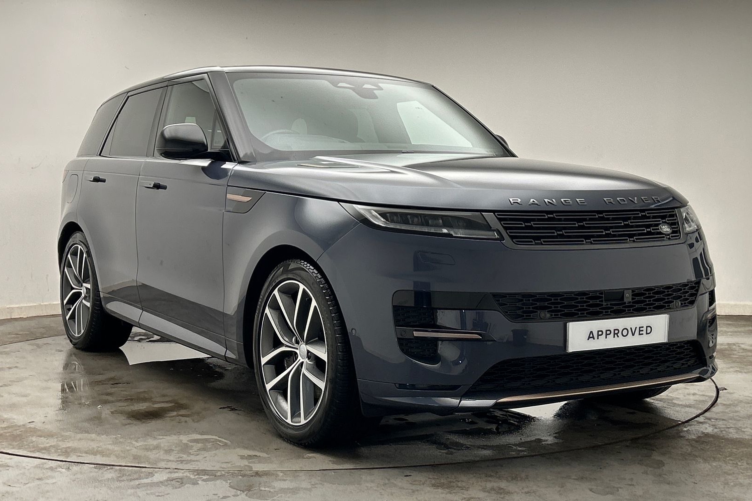 Land Rover Range Rover Sport listing photo