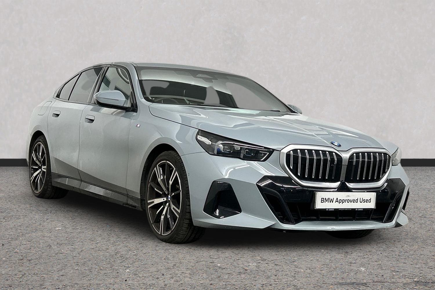 BMW 5 Series listing photo