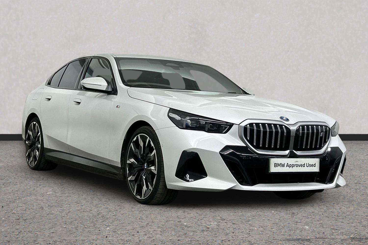 BMW i5 listing photo