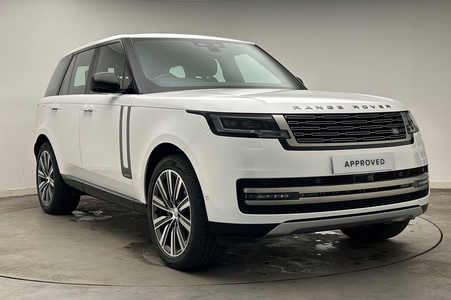 Land Rover Range Rover listing photo