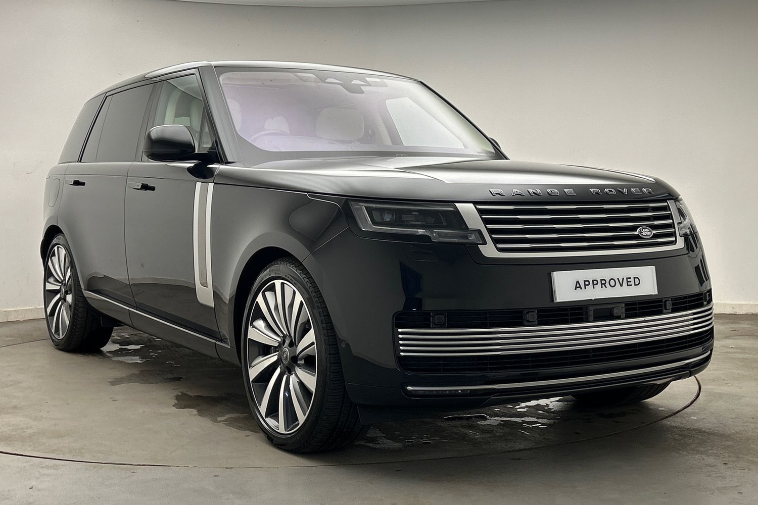 Land Rover Range Rover listing photo
