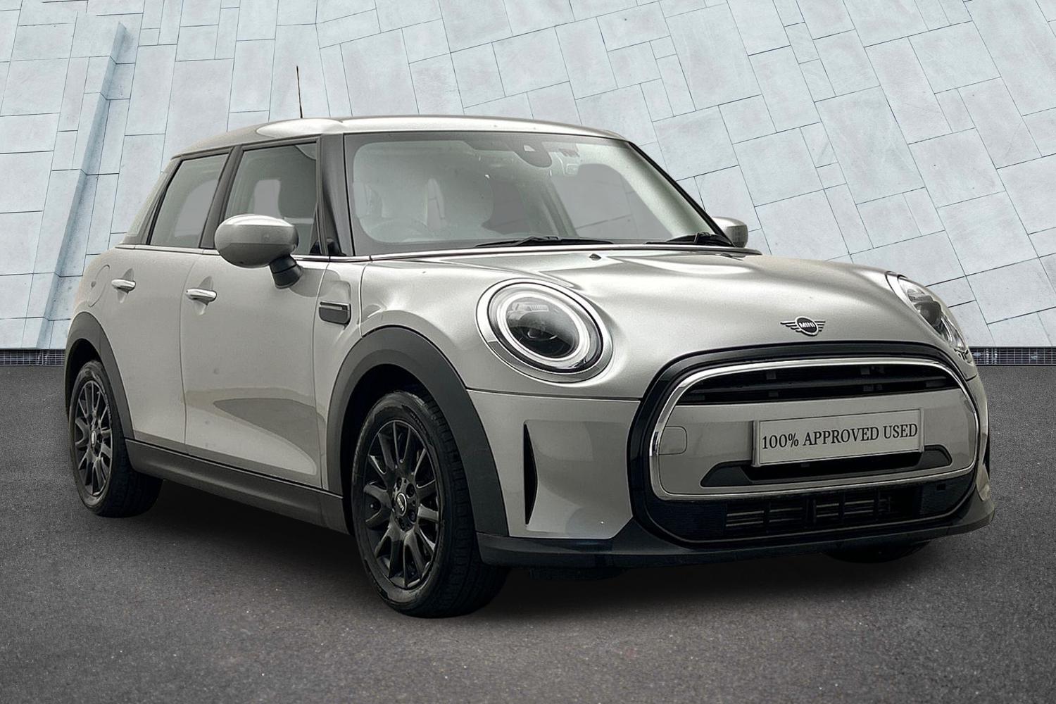 MINI Hatch listing photo