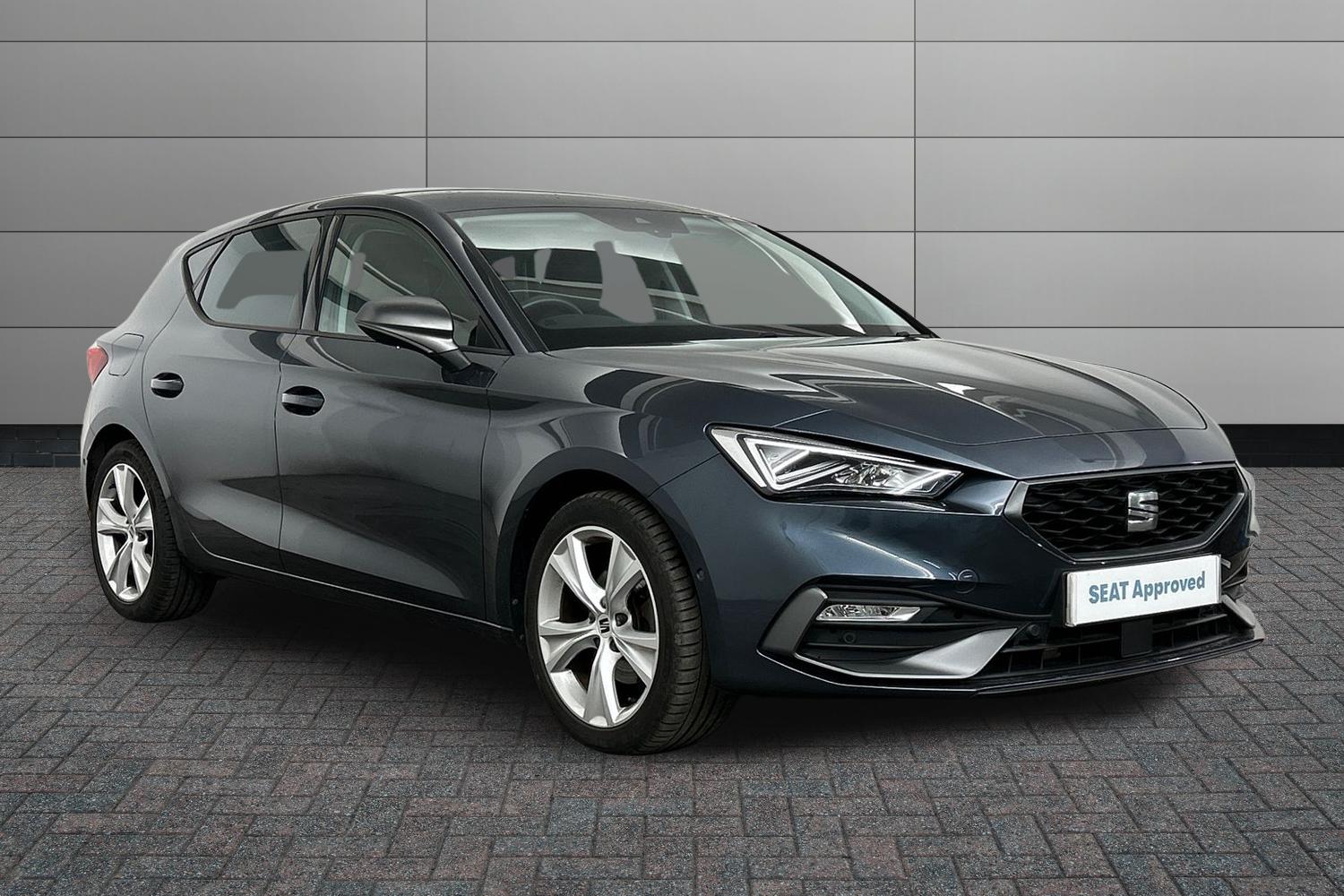 SEAT Leon listing photo