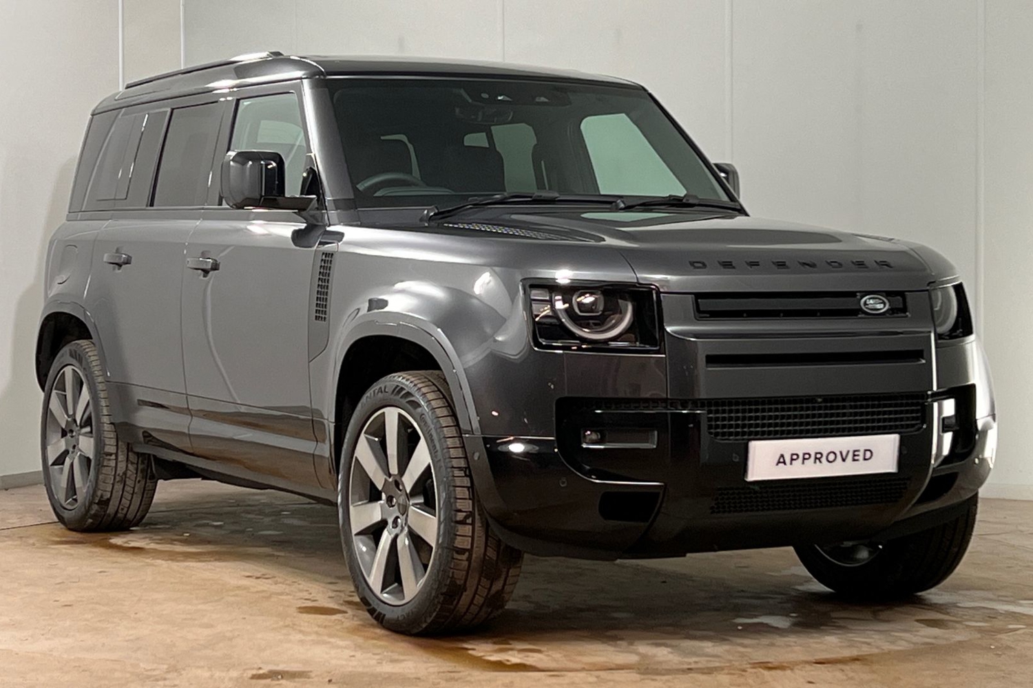 Land Rover Defender 110 listing photo