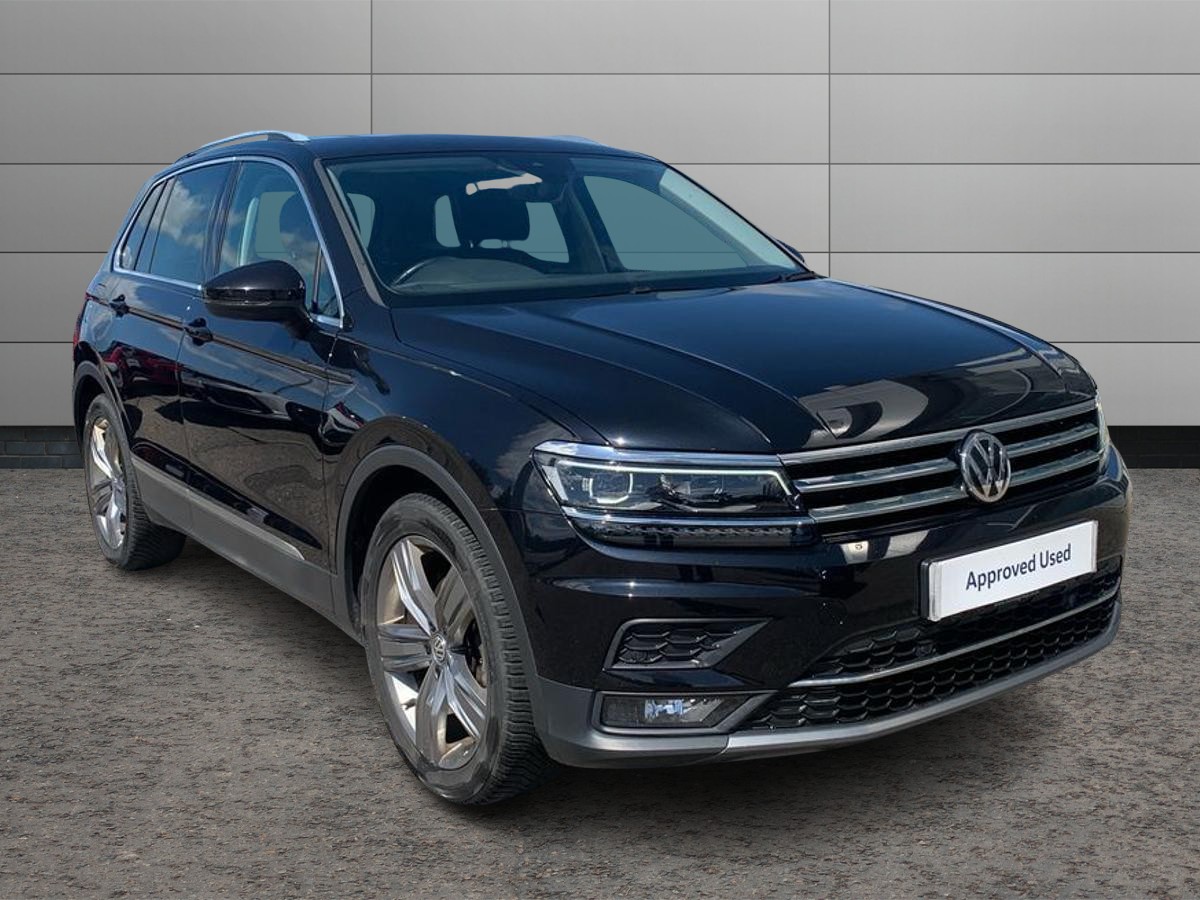 Volkswagen Tiguan listing photo