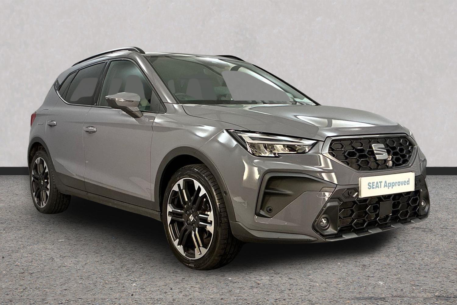 SEAT Arona listing photo
