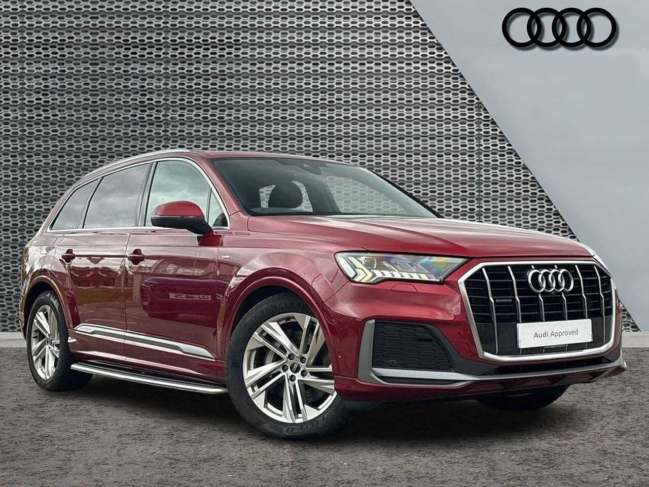 Audi Q7 listing photo