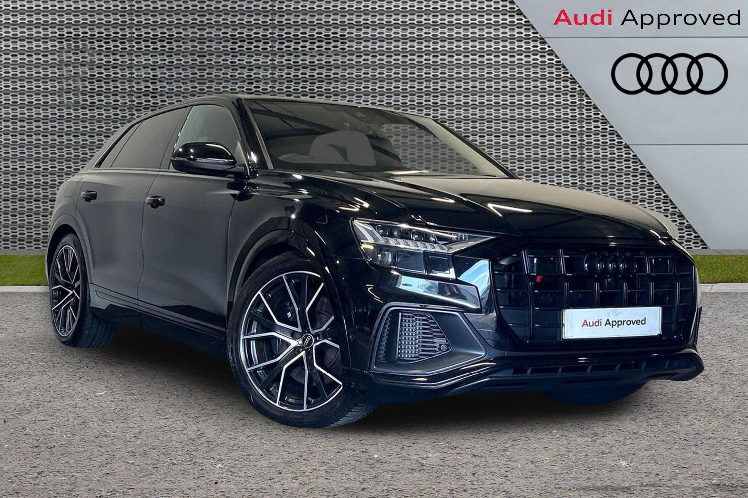 Audi Q8 listing photo