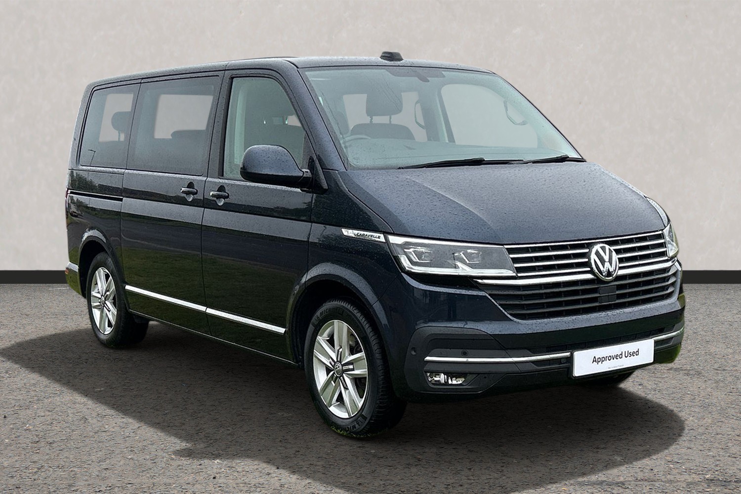 Volkswagen Caravelle listing photo