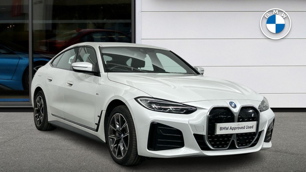 BMW i4 listing photo