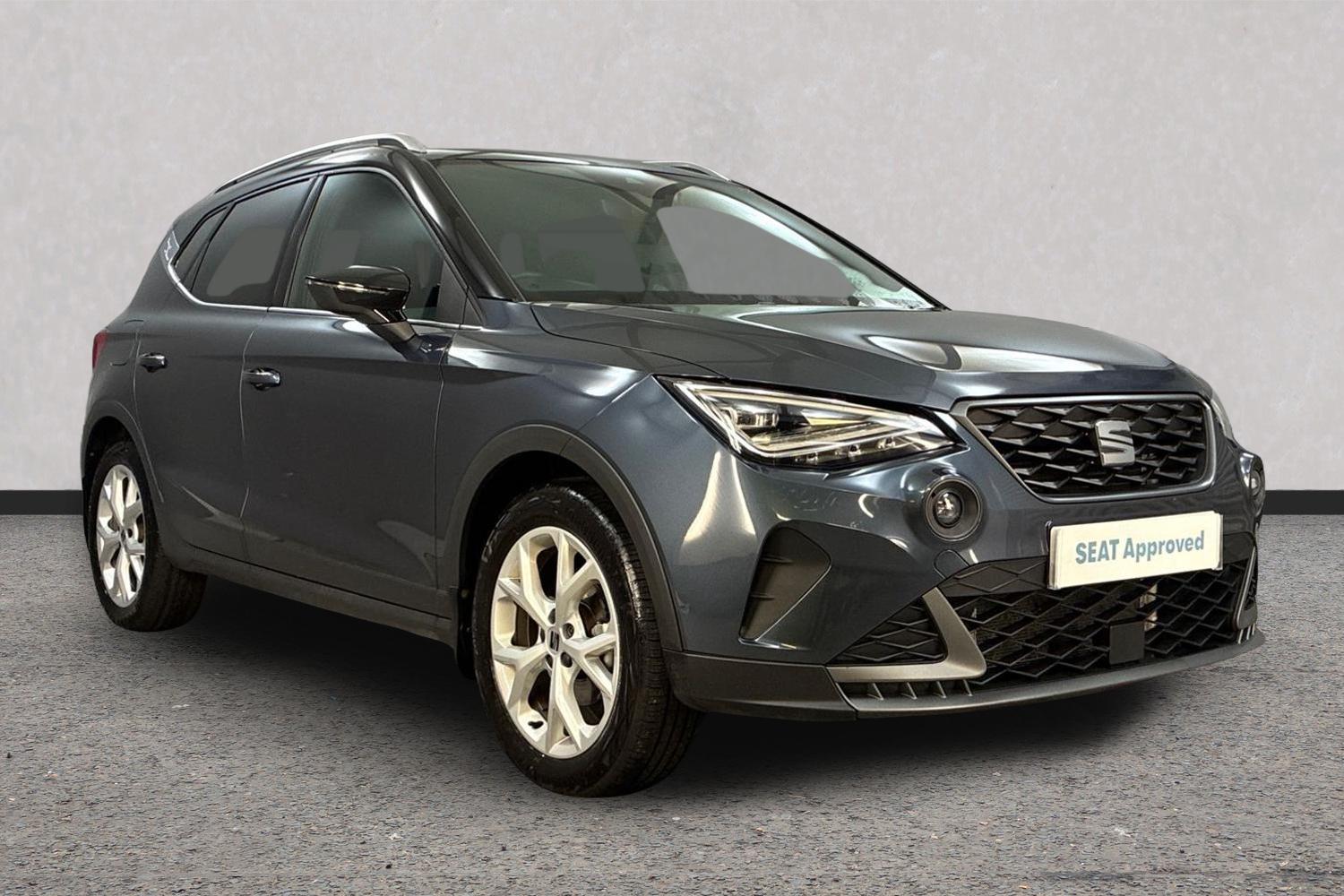 SEAT Arona listing photo