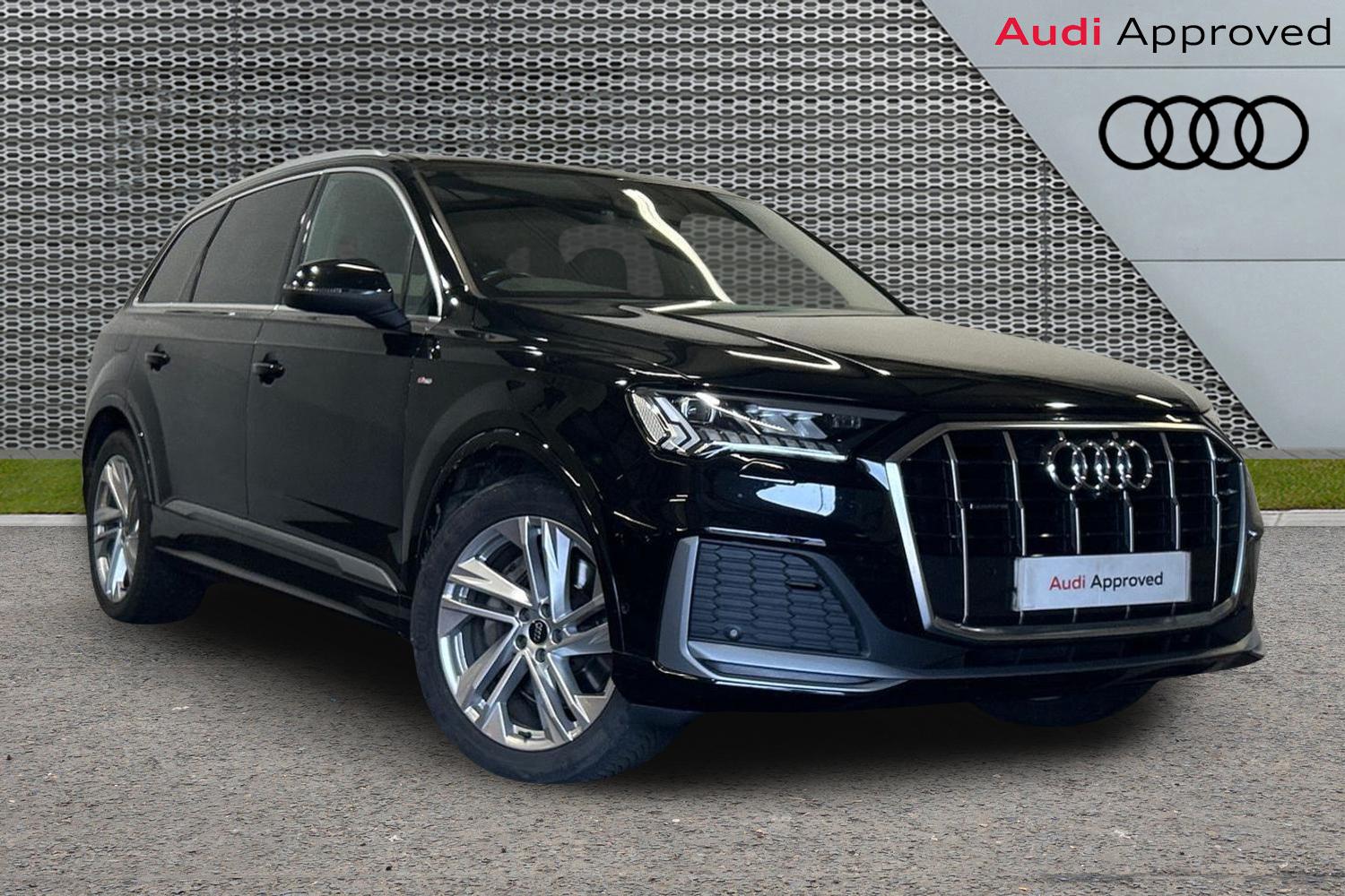 Audi Q7 listing photo