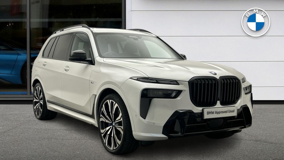 BMW X7 listing photo