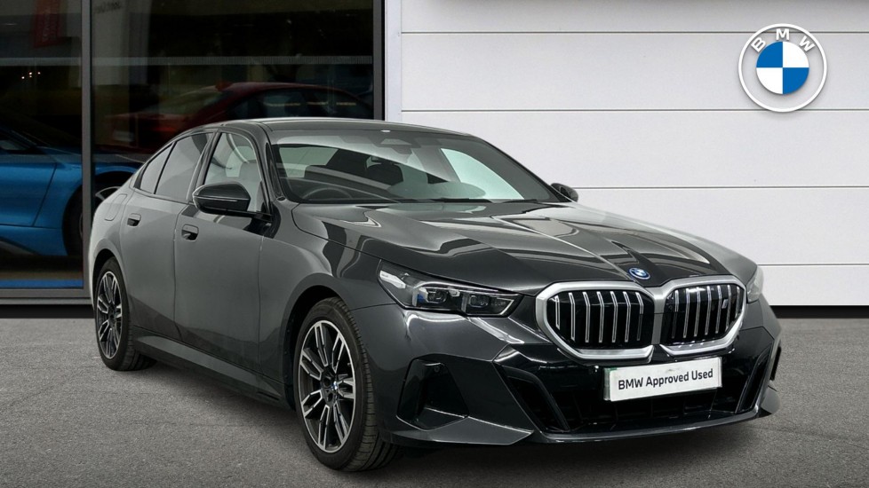 BMW i5 listing photo