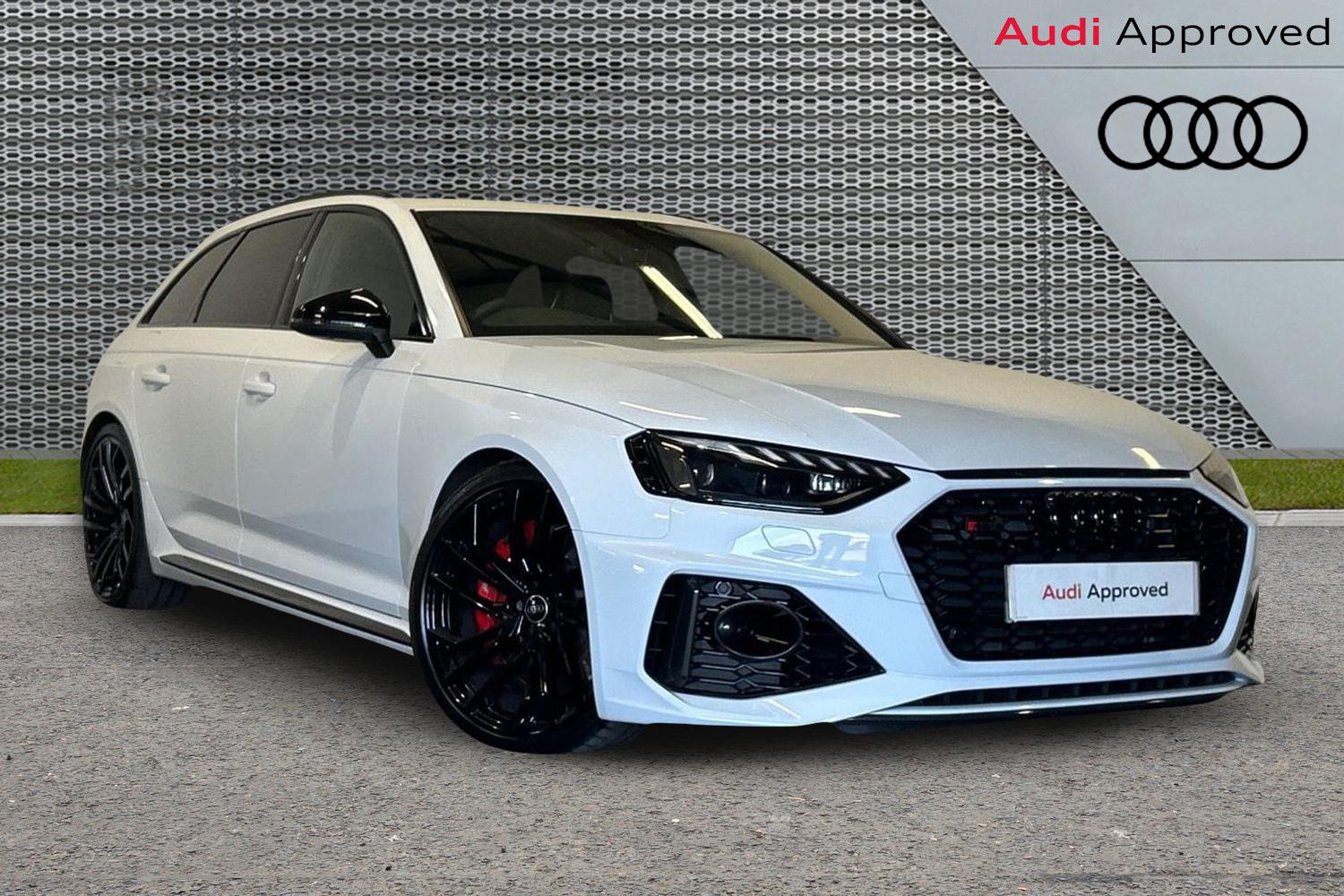 Audi RS4 listing photo