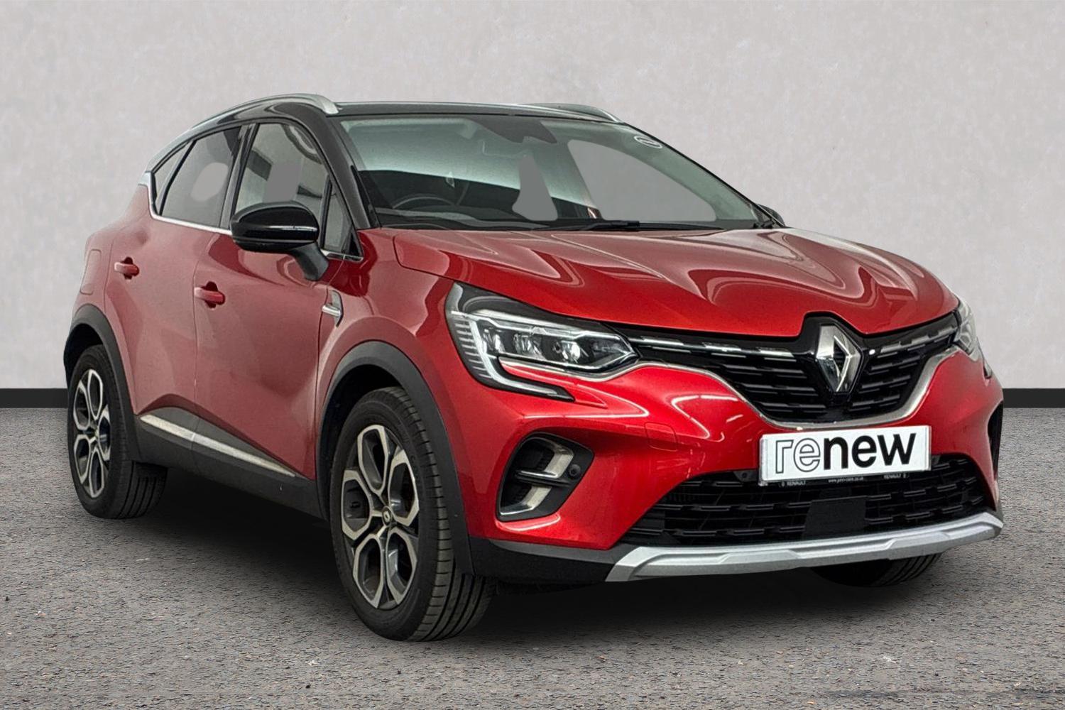 Renault Captur listing photo