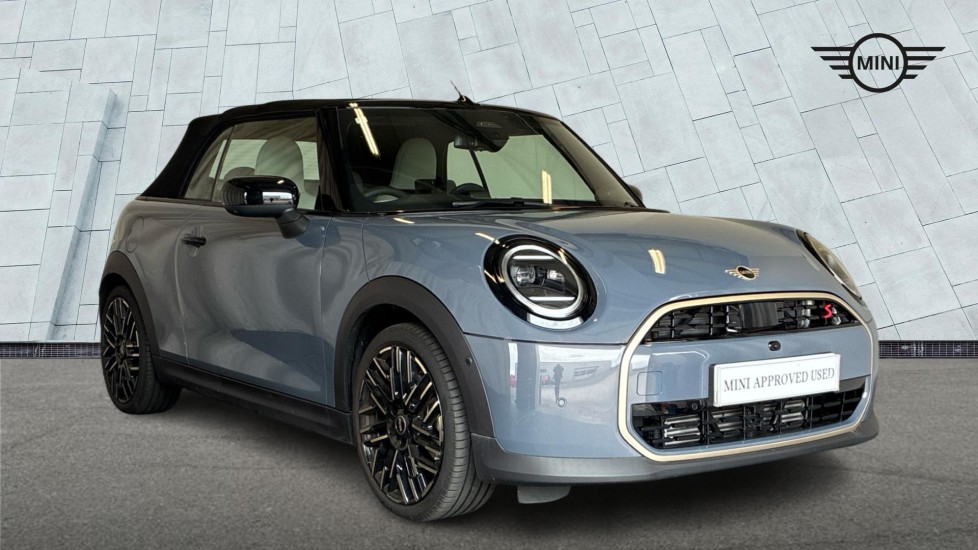 MINI Cooper listing photo