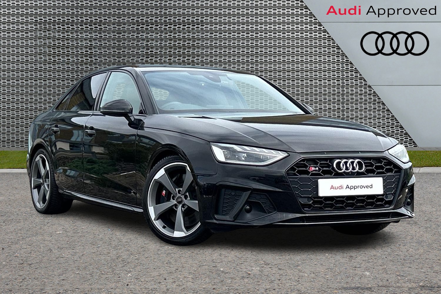 Audi S4 listing photo