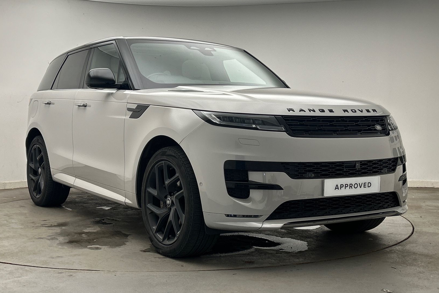 Land Rover Range Rover Sport listing photo