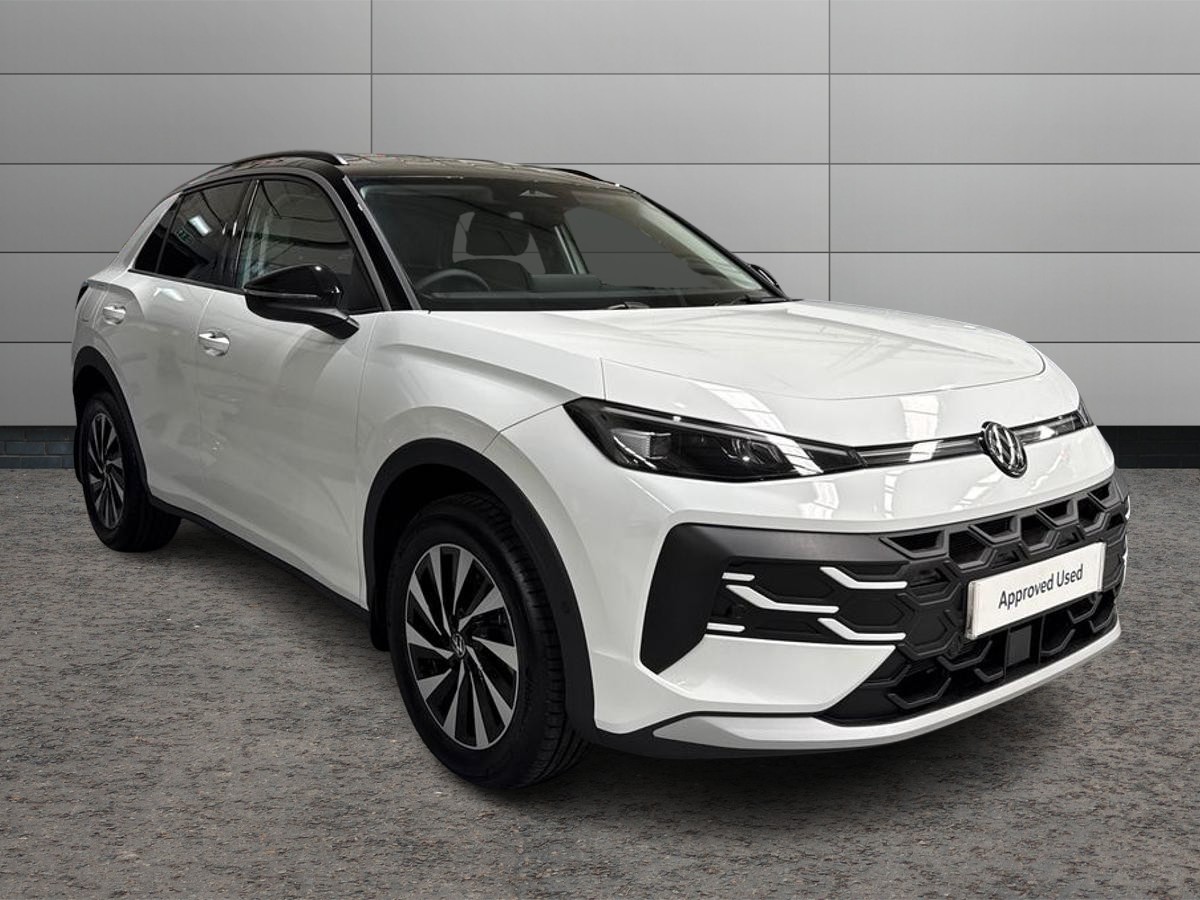 Volkswagen T-Roc listing photo