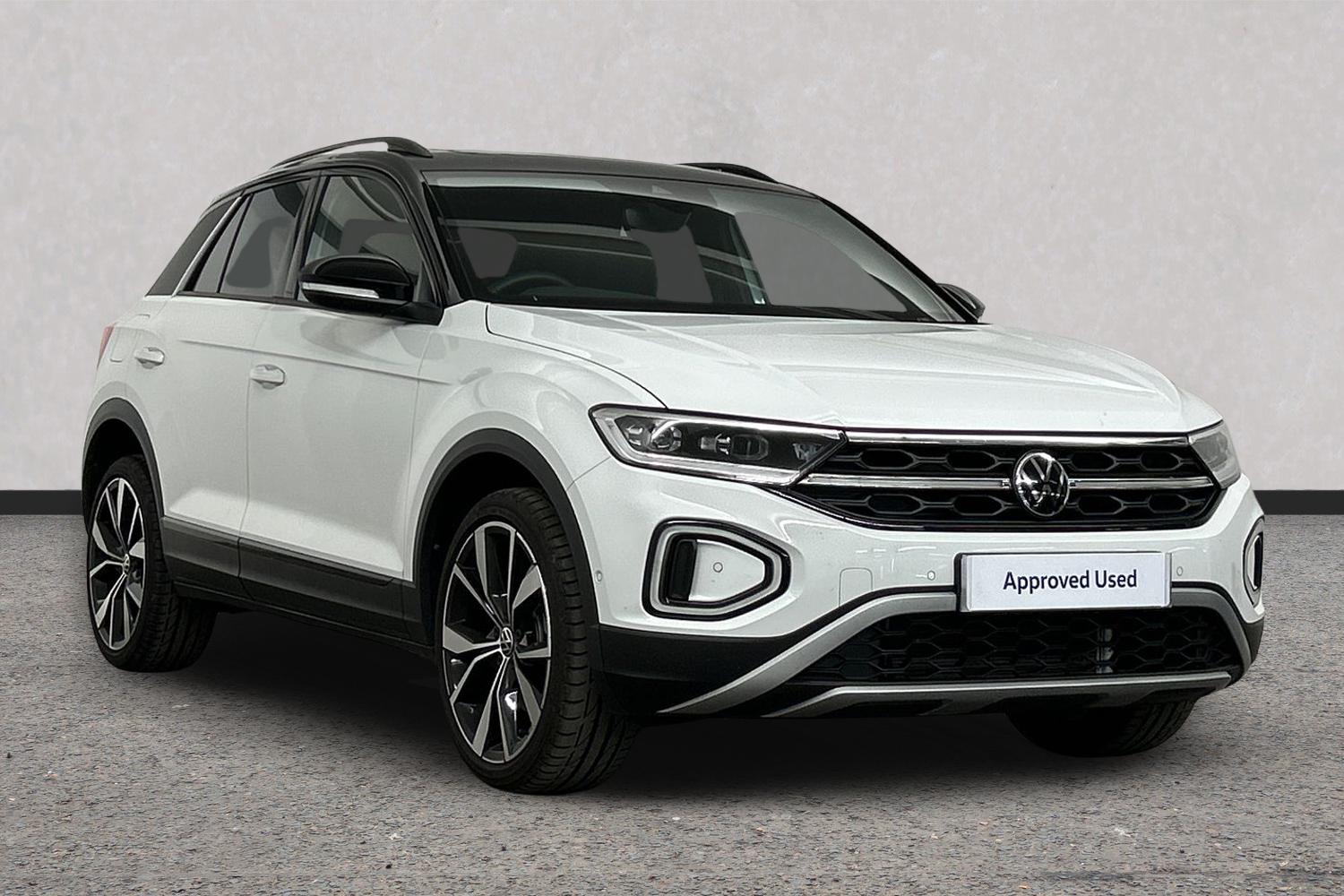 Volkswagen T-Roc listing photo