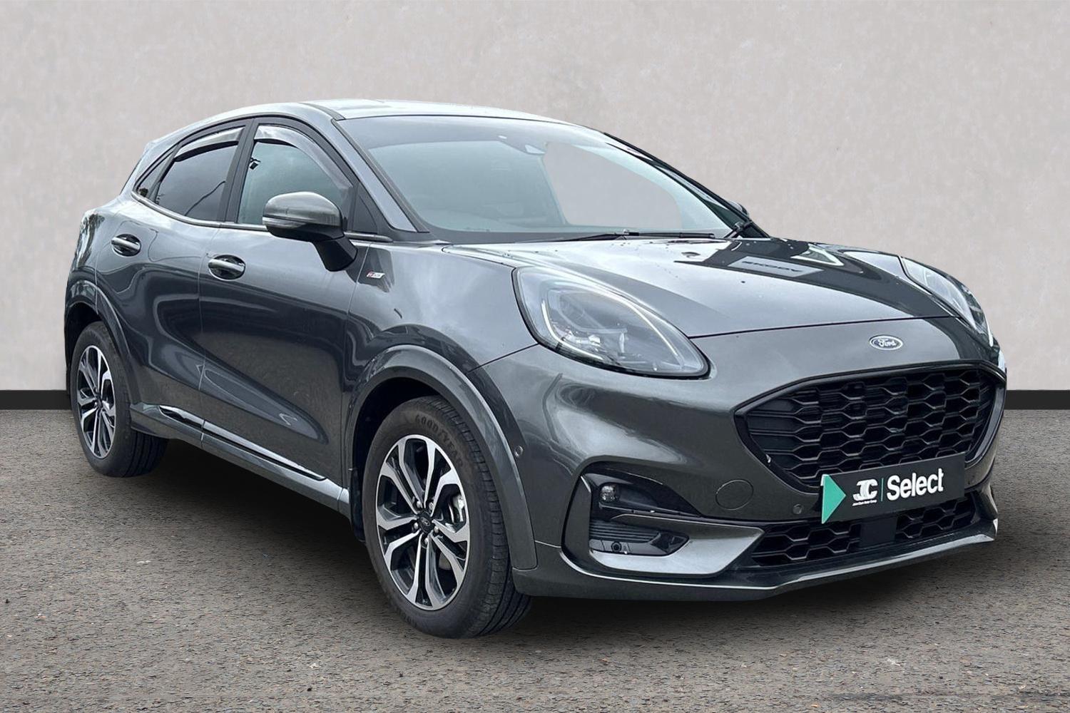 Ford Puma listing photo