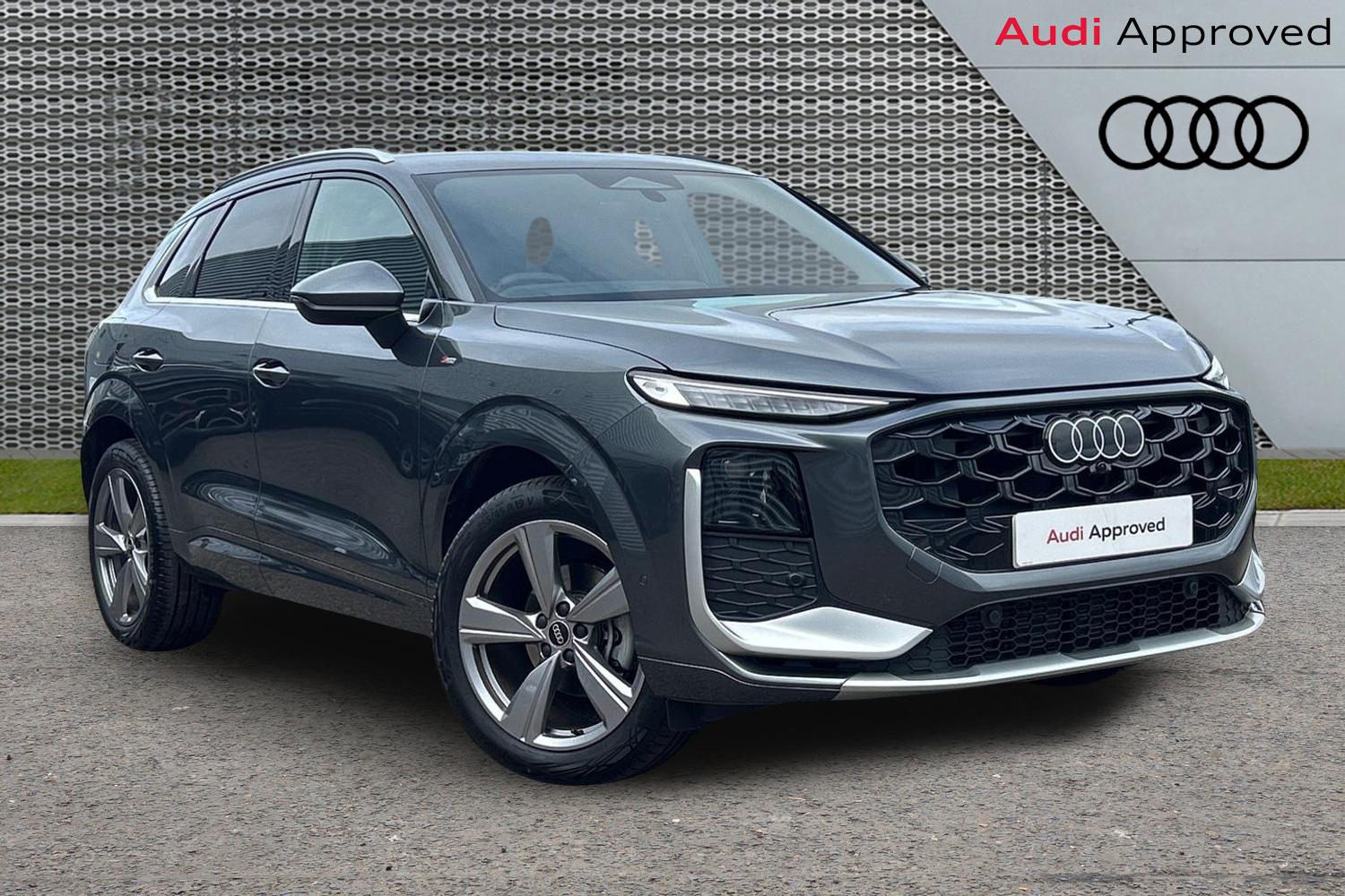 Audi Q3 listing photo