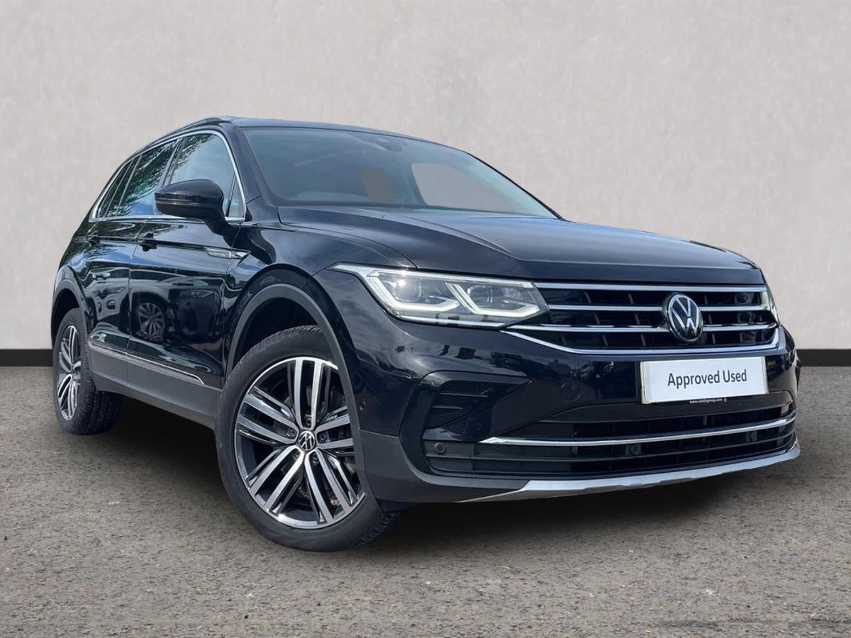 Volkswagen Tiguan listing photo