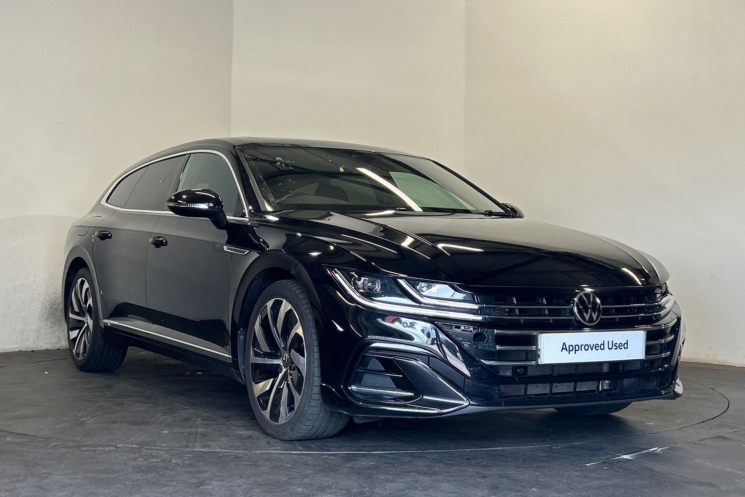 Volkswagen Arteon listing photo
