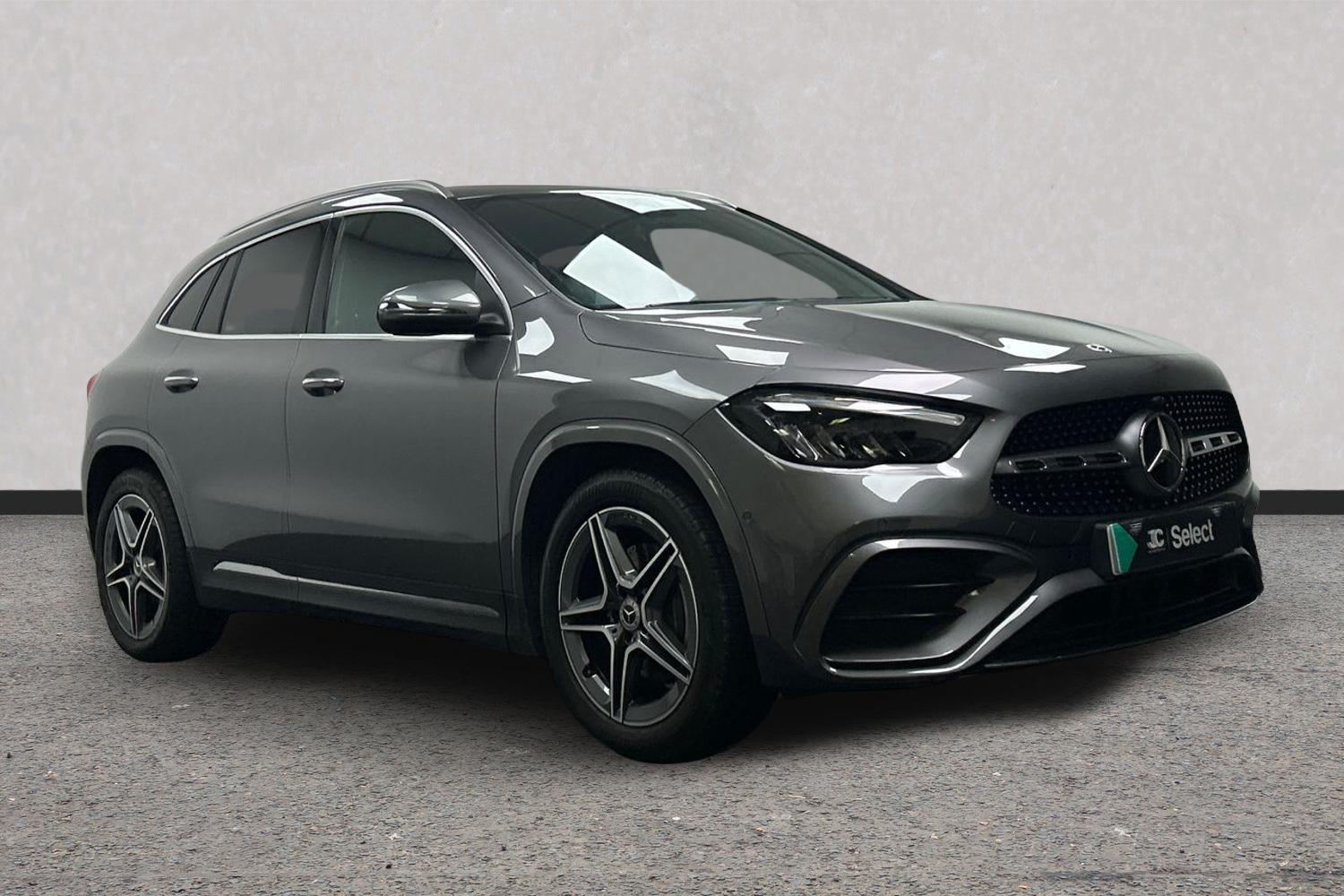 Mercedes-Benz GLA Class listing photo