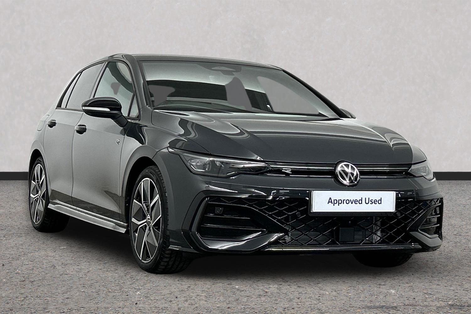 Volkswagen Golf listing photo