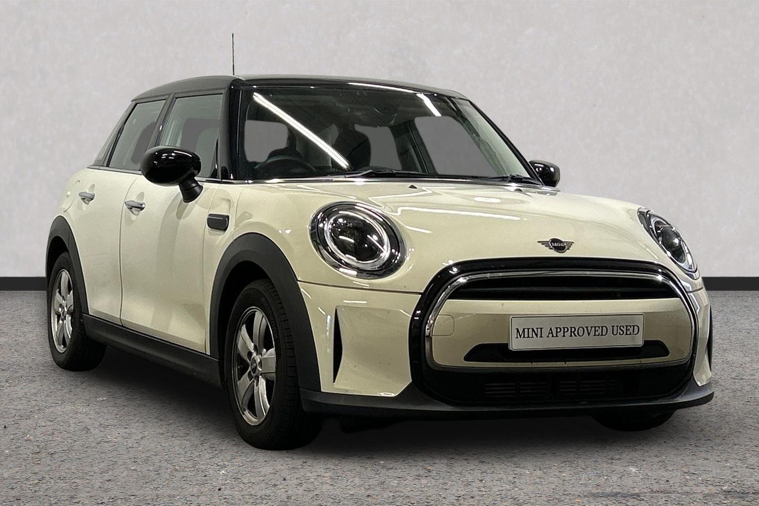 MINI Hatch listing photo