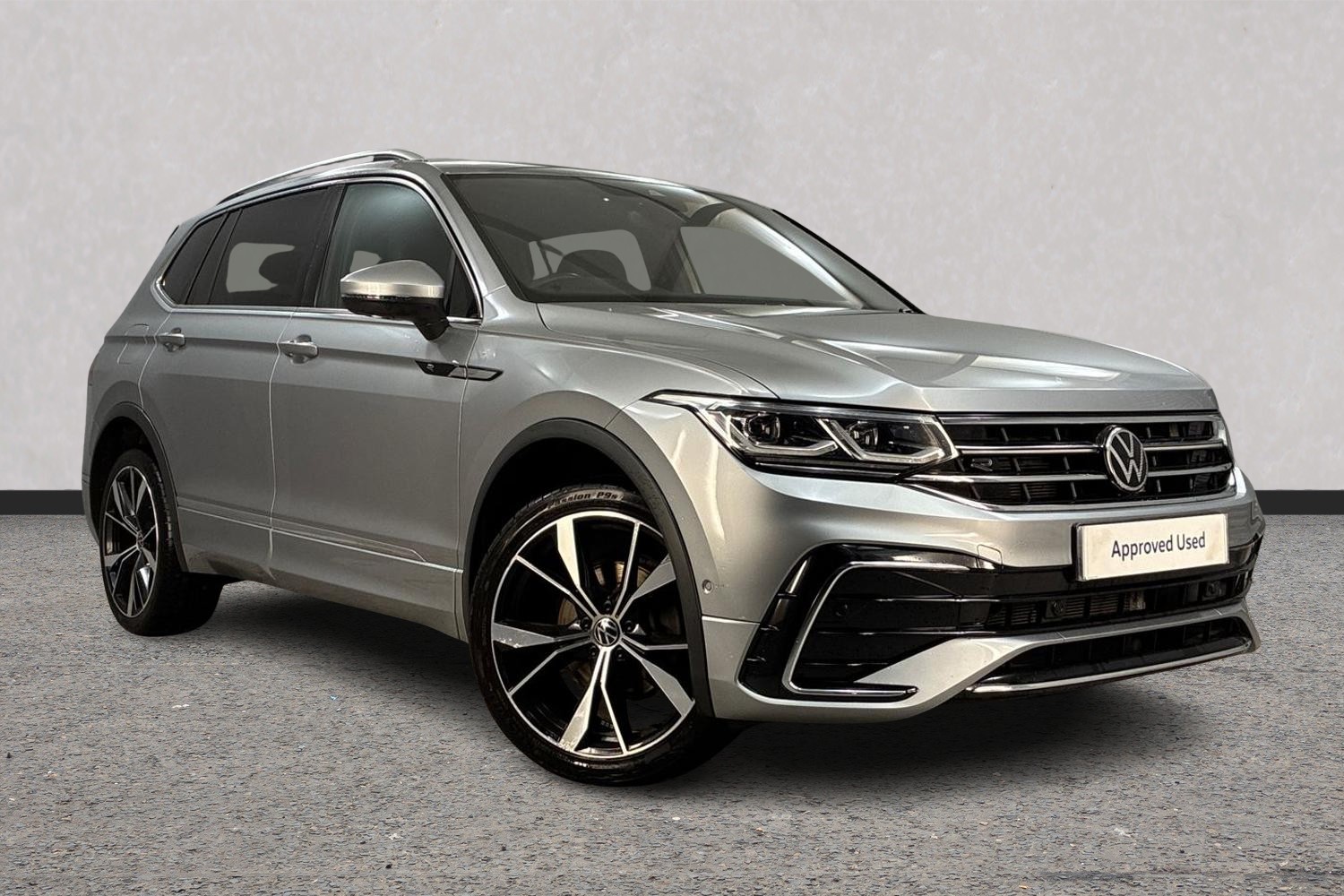 Volkswagen Tiguan Allspace listing photo